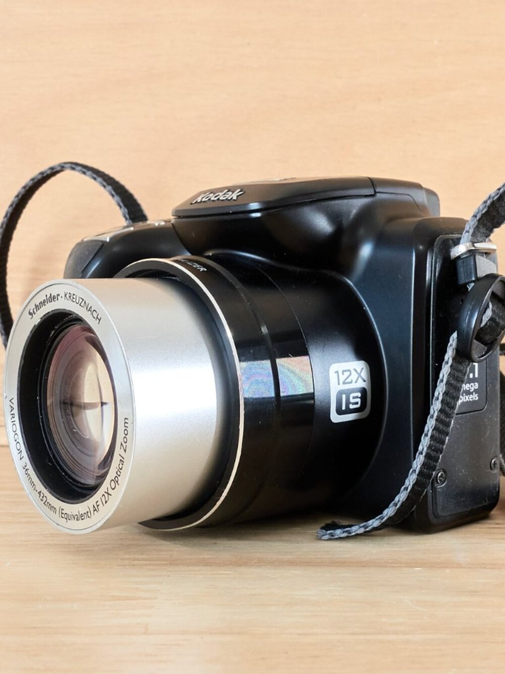Kodak EasyShare Z712 IS 7.1MP Digital Camera 12x Optical Zoom Black Tested